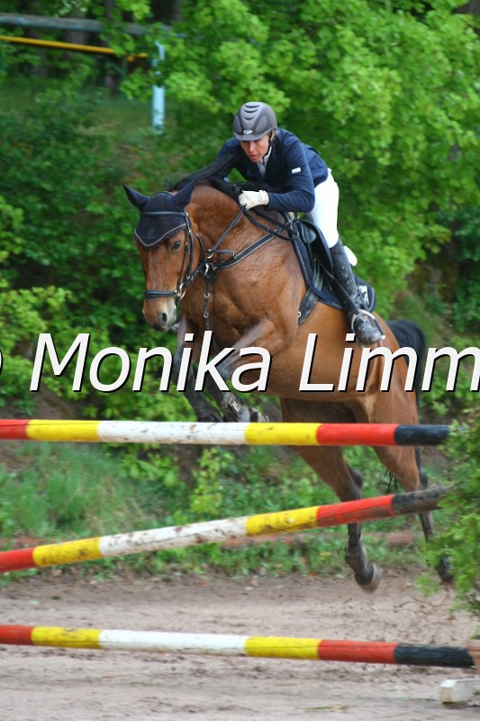 104M7300_Katja_Punkte M.JPG